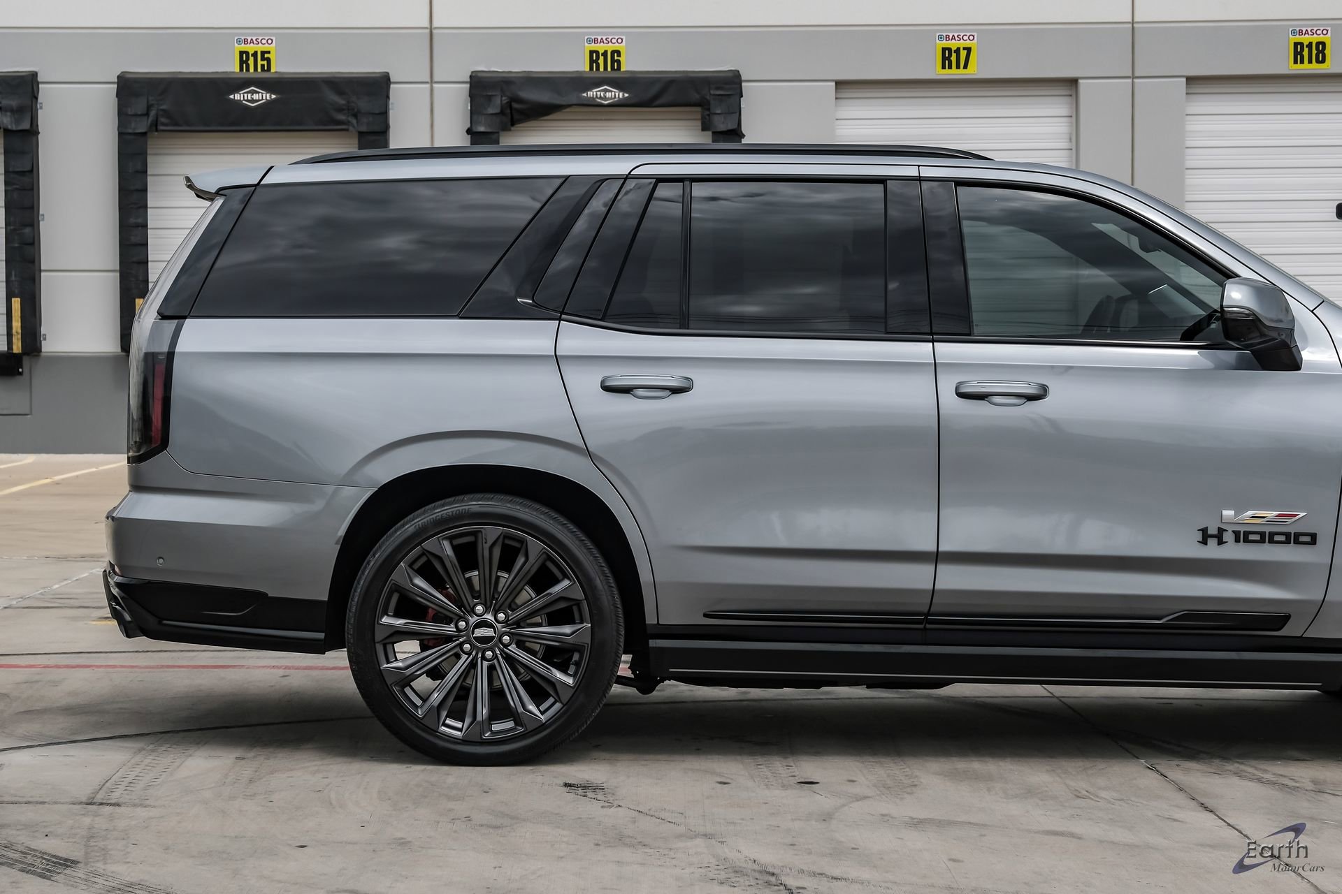 Used 2025 Cadillac Escalade V w/ LPO, Floor Liner Package AWD/4WD image 18