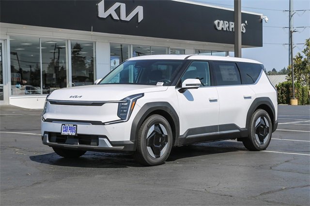 New 2026 Kia EV9 Light image 12
