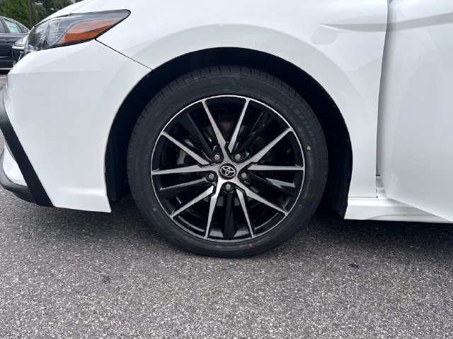 Used 2021 Toyota Camry SE FWD image 27