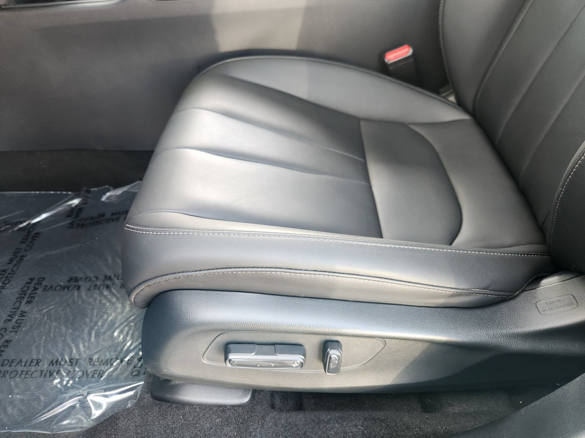 Used 2025 Acura ADX FWD image 24