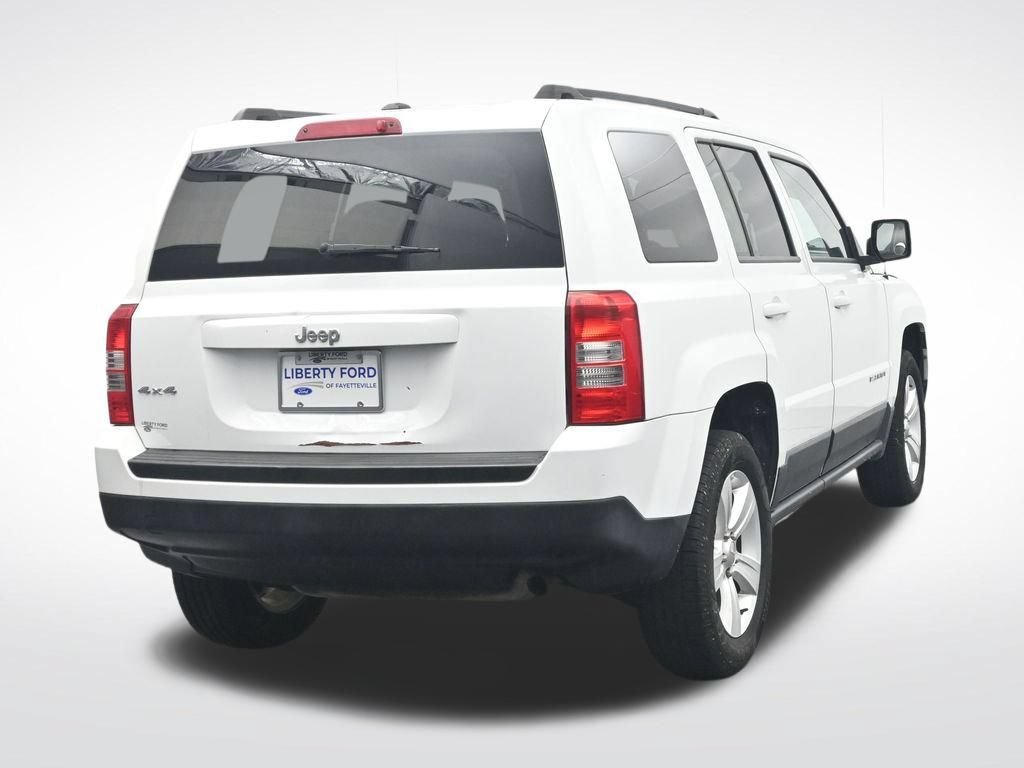 Used 2014 Jeep Patriot Sport w/ Power Value Group AWD/4WD image 7