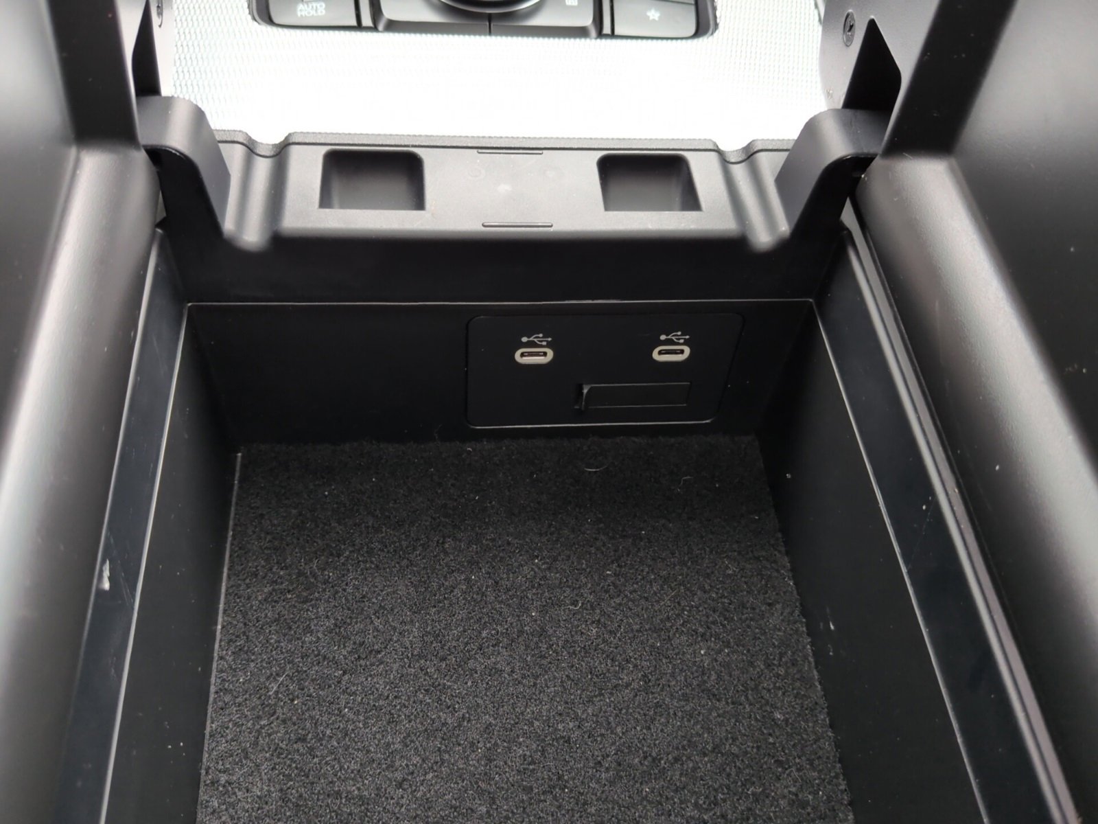 Certified 2025 MAZDA CX-70 Plug-In Hybrid w/ Premium Plus image 35