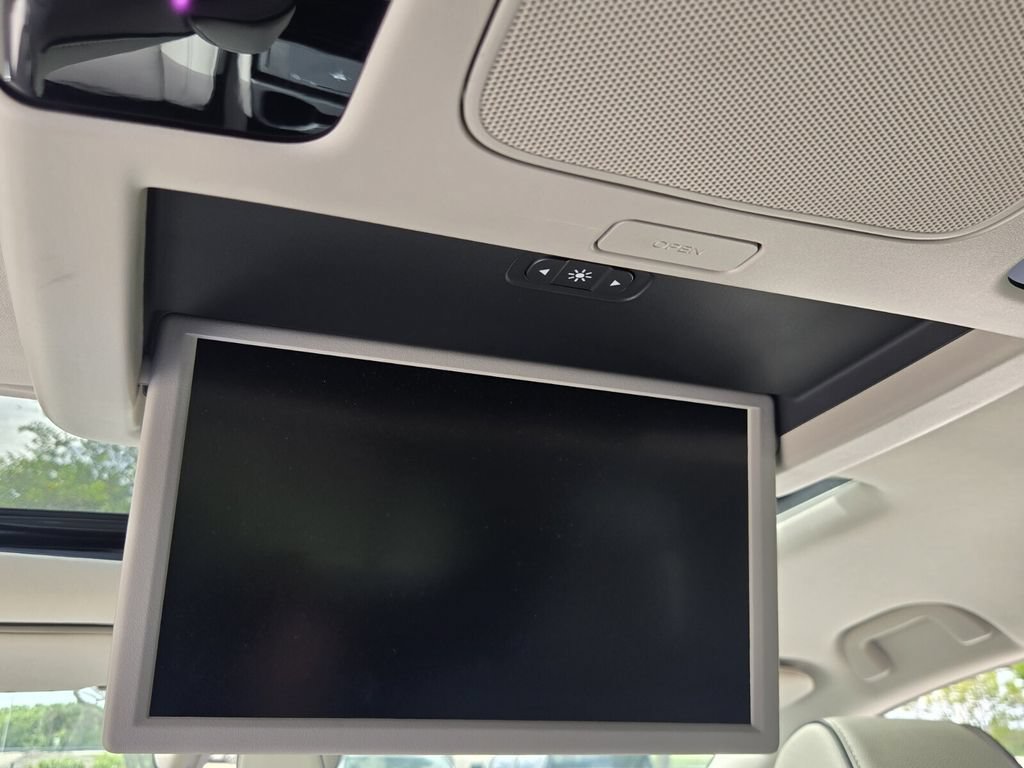 Certified 2025 Honda Odyssey Touring image 13