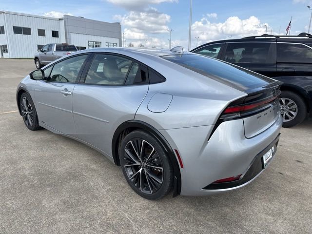 Used 2024 Toyota Prius XLE image 5