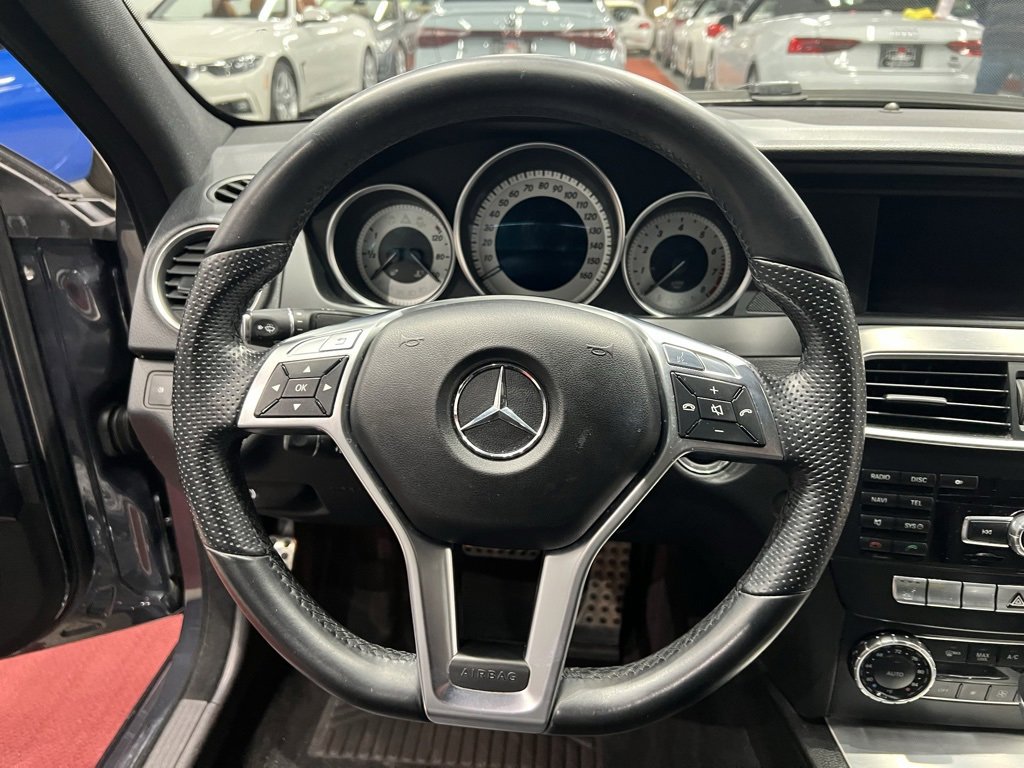 Used 2014 Mercedes-Benz C 300 4MATIC Sedan image 32