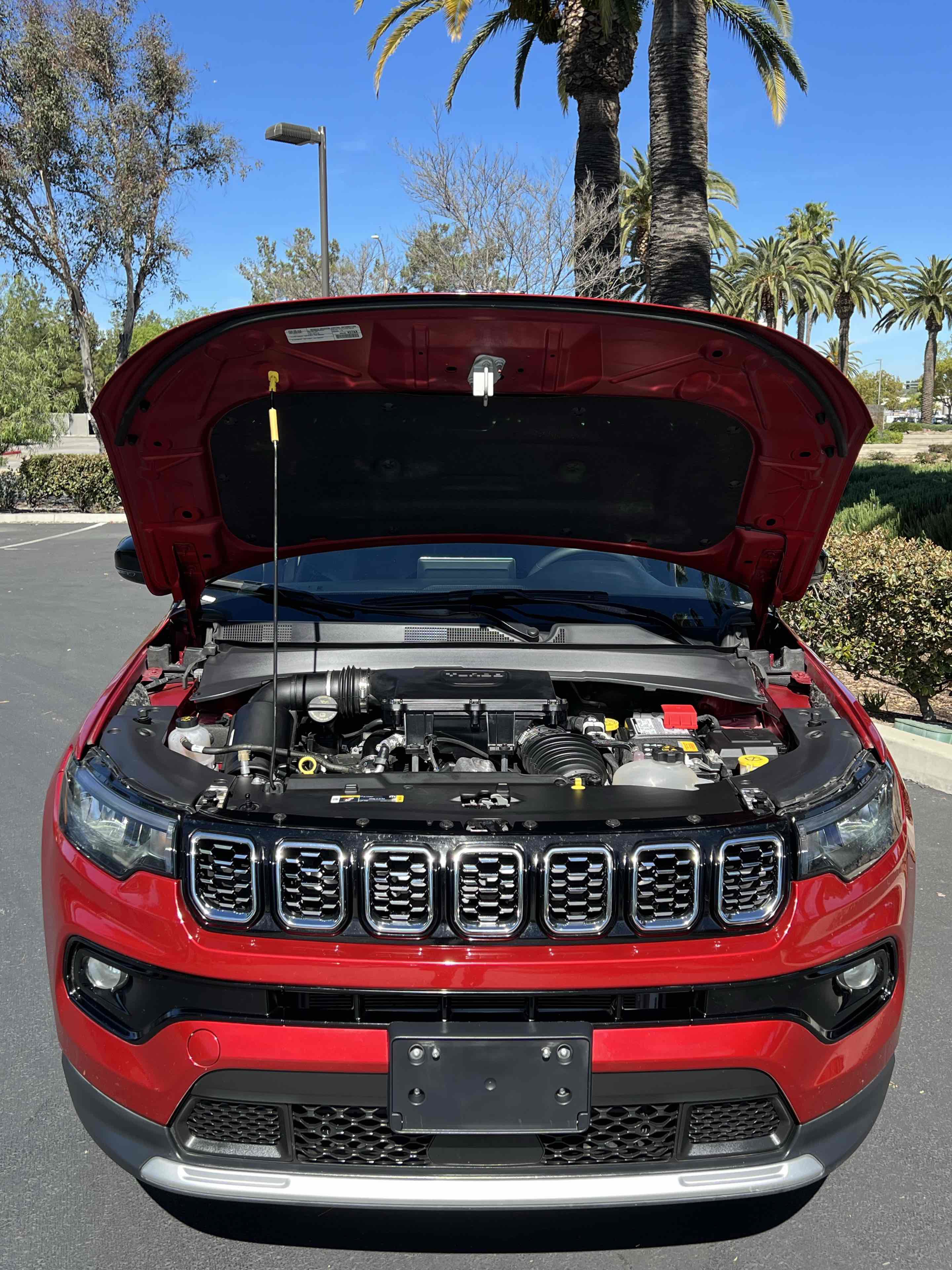 Used 2025 Jeep Compass Limited image 23