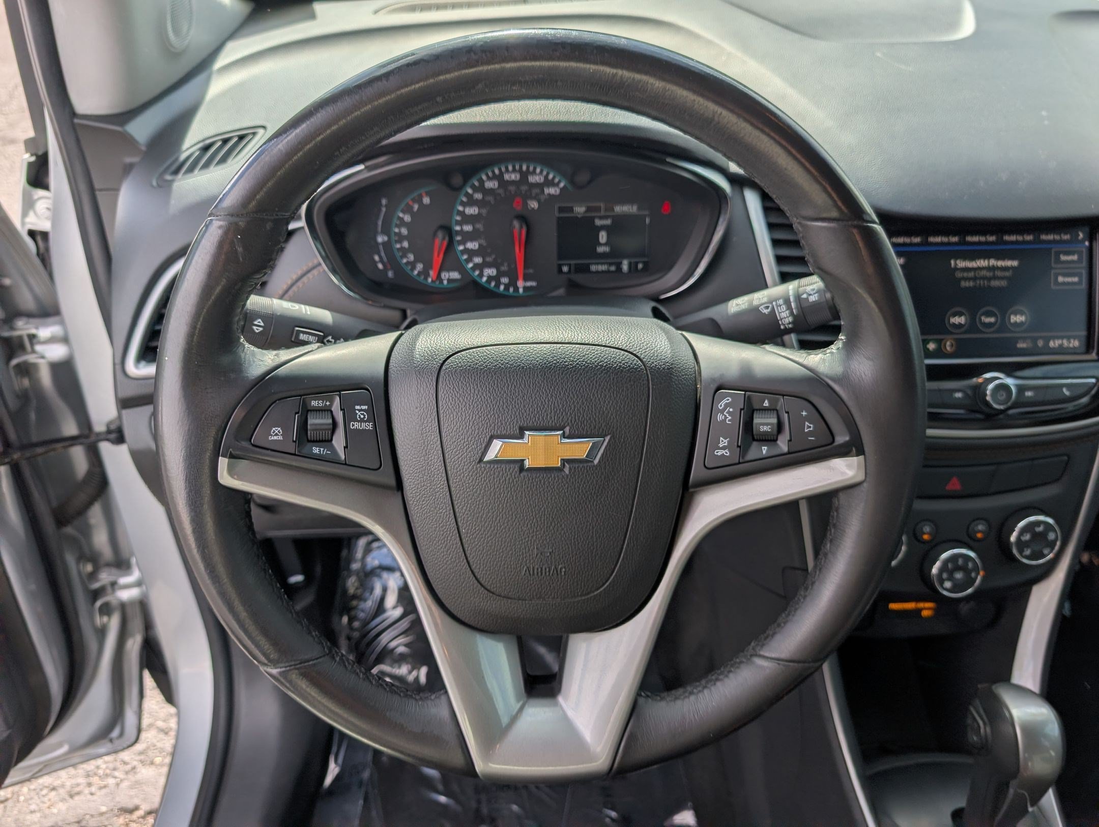 Certified 2022 Chevrolet Trax LT w/ LT Convenience Package AWD/4WD image 16