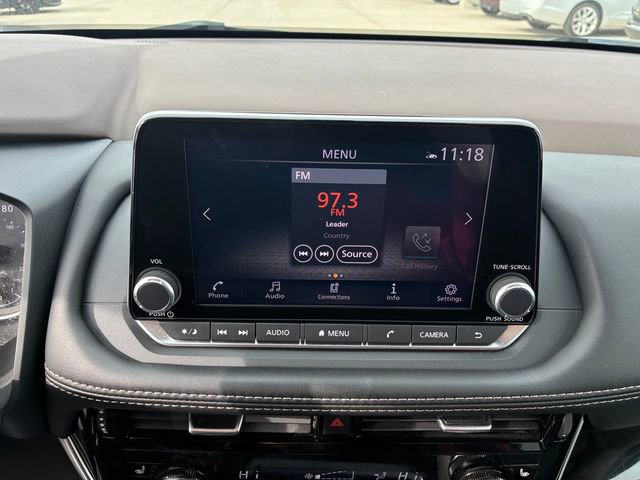 Used 2023 Nissan Rogue SL image 25