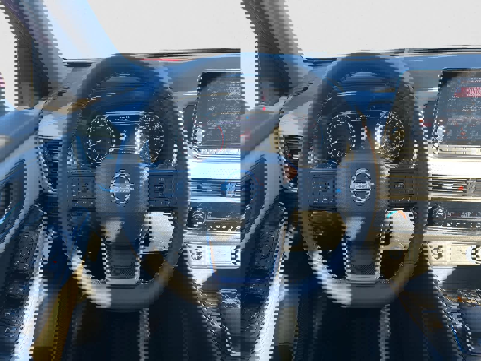 Certified 2026 Nissan Rogue SV w/ SV Premium Package image 13