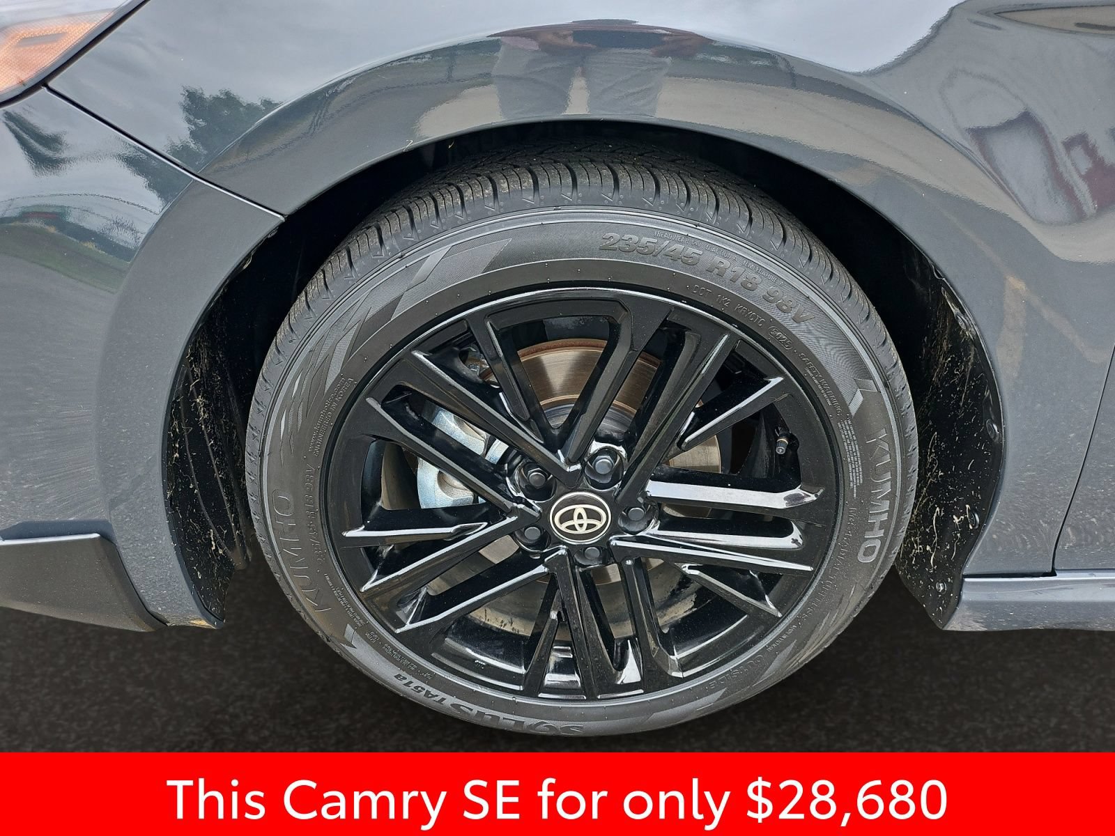 Used 2025 Toyota Camry SE FWD image 40