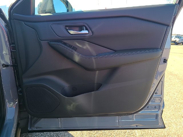 New 2027 Nissan Rogue SV w/ Cold Weather Package AWD/4WD image 25