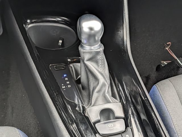 Used 2021 Toyota C-HR XLE FWD image 13