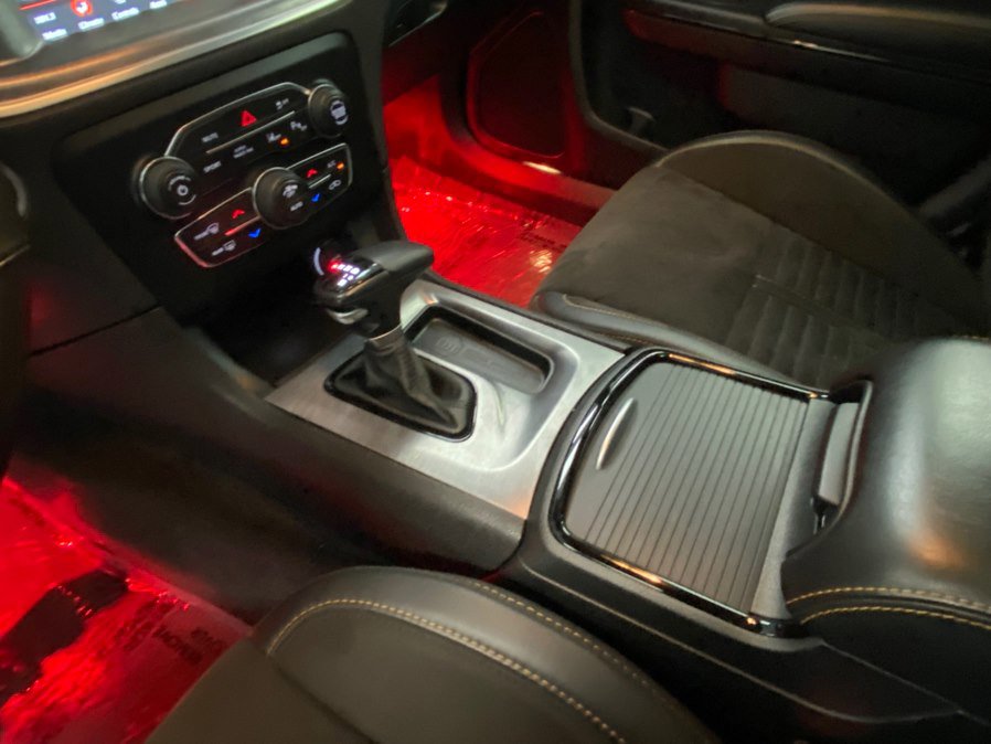 Used 2018 Dodge Charger R/T image 30