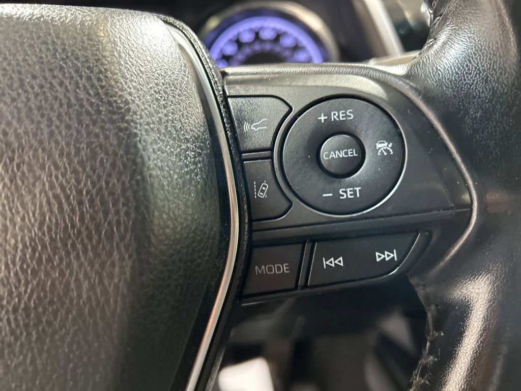 Used 2019 Toyota Camry SE w/ Convenience Package image 25