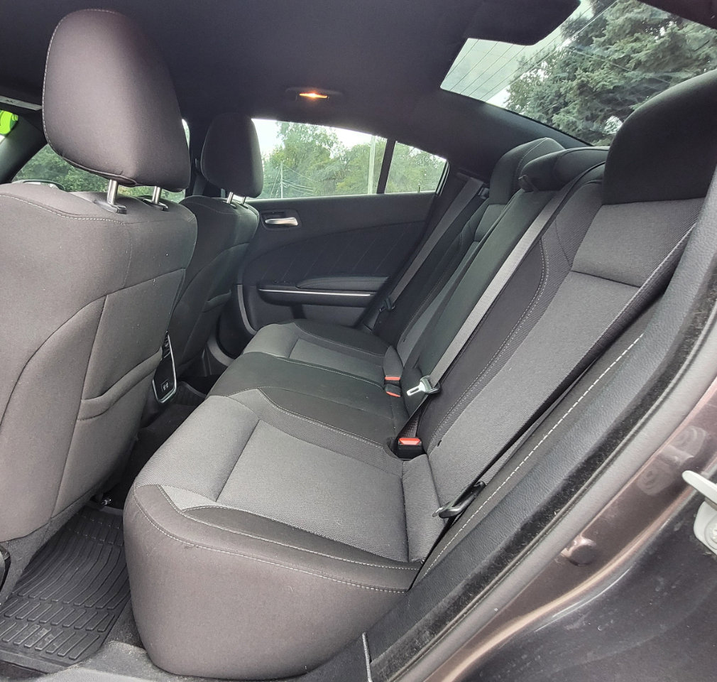 Used 2020 Dodge Charger SXT image 16