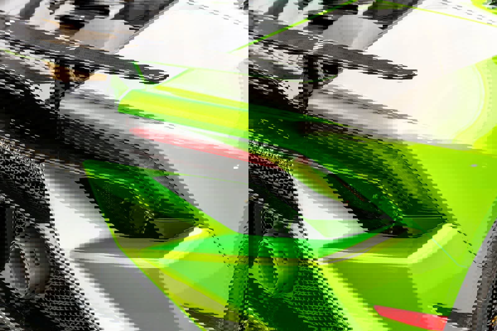 Used 2024 Lamborghini Huracan Tecnica image 58