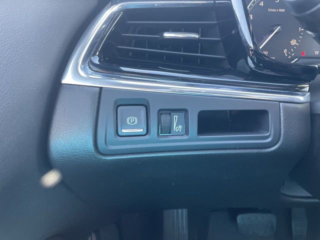 Used 2020 Cadillac XT6 Premium Luxury image 35