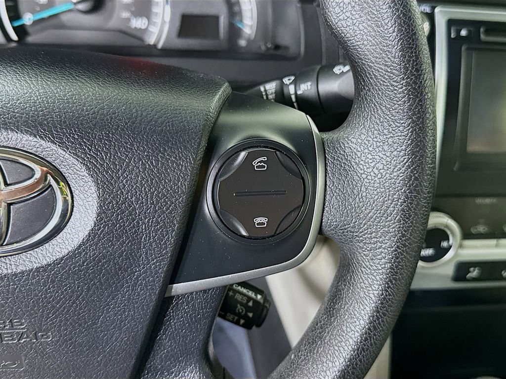 Used 2014 Toyota Camry LE FWD image 19