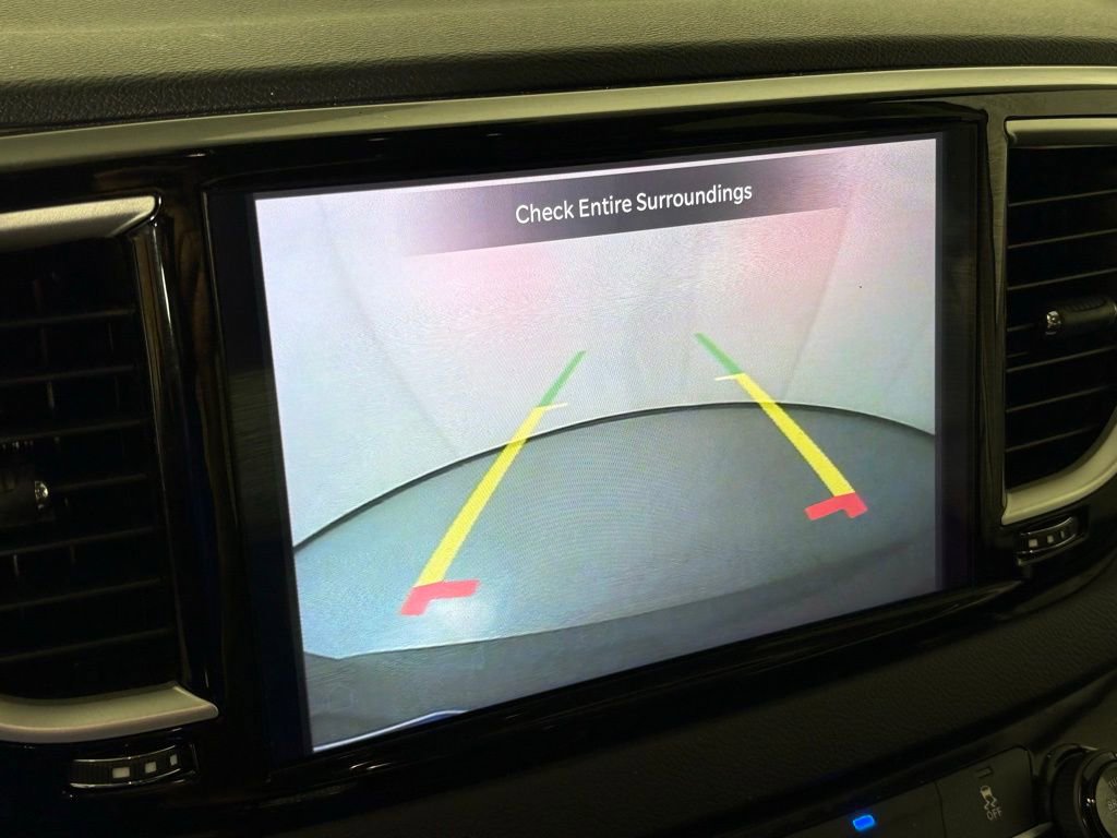 Used 2022 Chrysler Pacifica Touring-L image 27