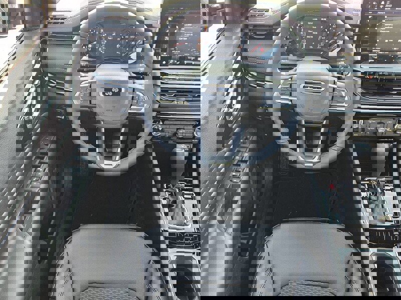 New 2026 Jeep Compass Latitude image 11