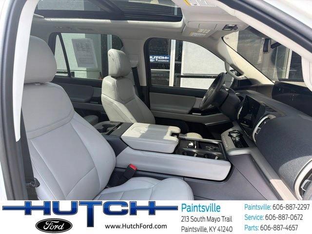 Used 2025 Ford Expedition Max Active AWD/4WD image 25