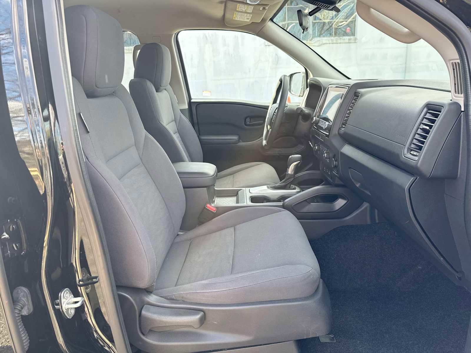 Used 2022 Nissan Frontier S w/ Technology Package image 15