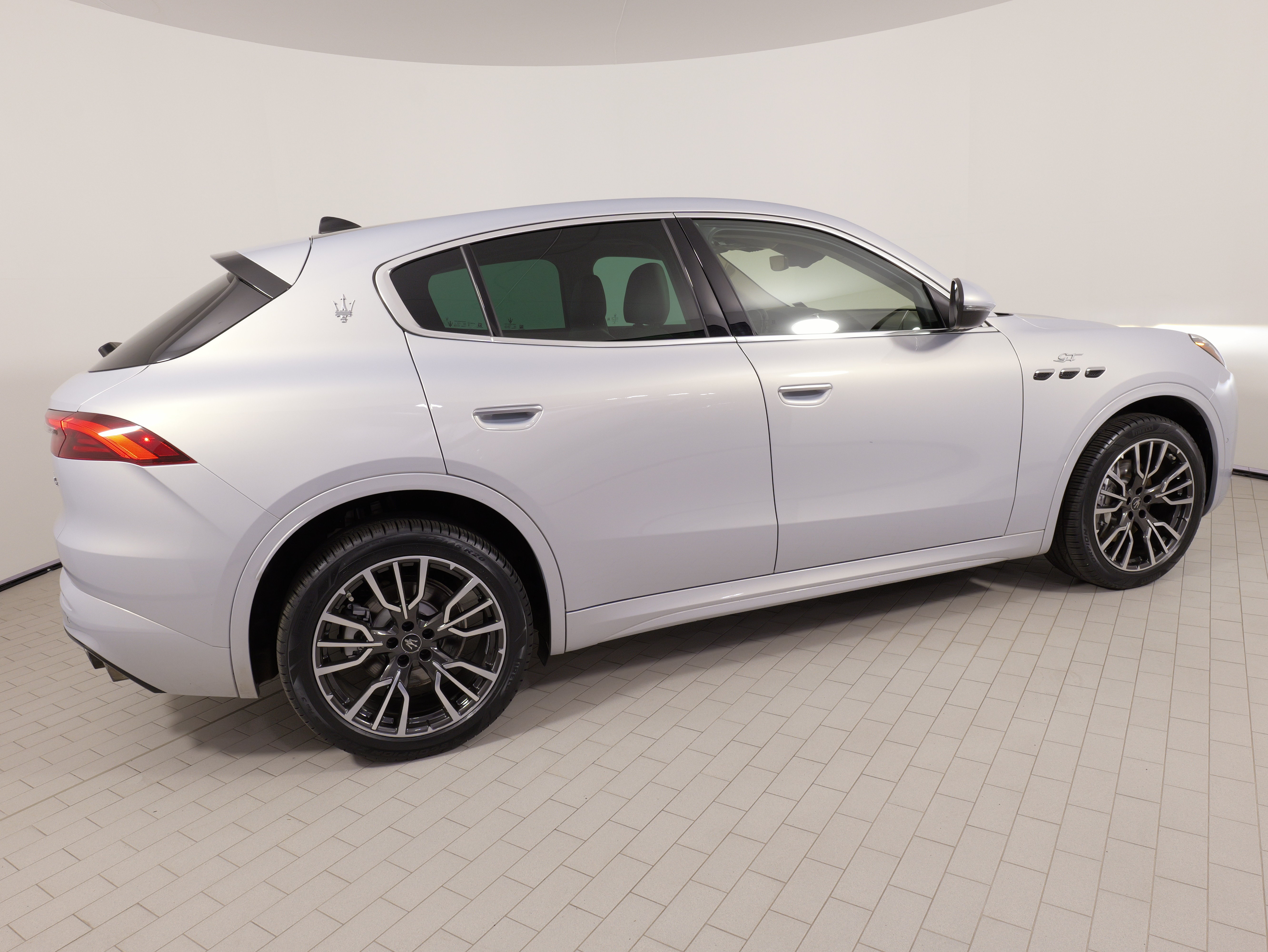 Used 2023 Maserati Grecale GT AWD/4WD image 8
