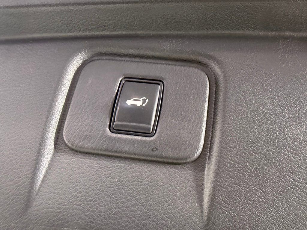 Used 2023 Nissan Murano Platinum w/ Cargo Package image 29