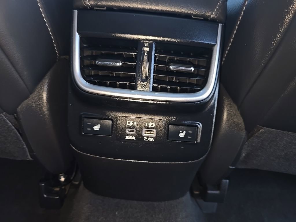 Used 2023 Subaru Outback Limited image 33