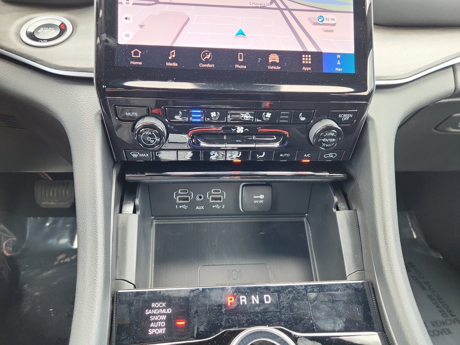 New 2025 Jeep Grand Cherokee Limited 4xe w/ Luxury Tech Group II image 12