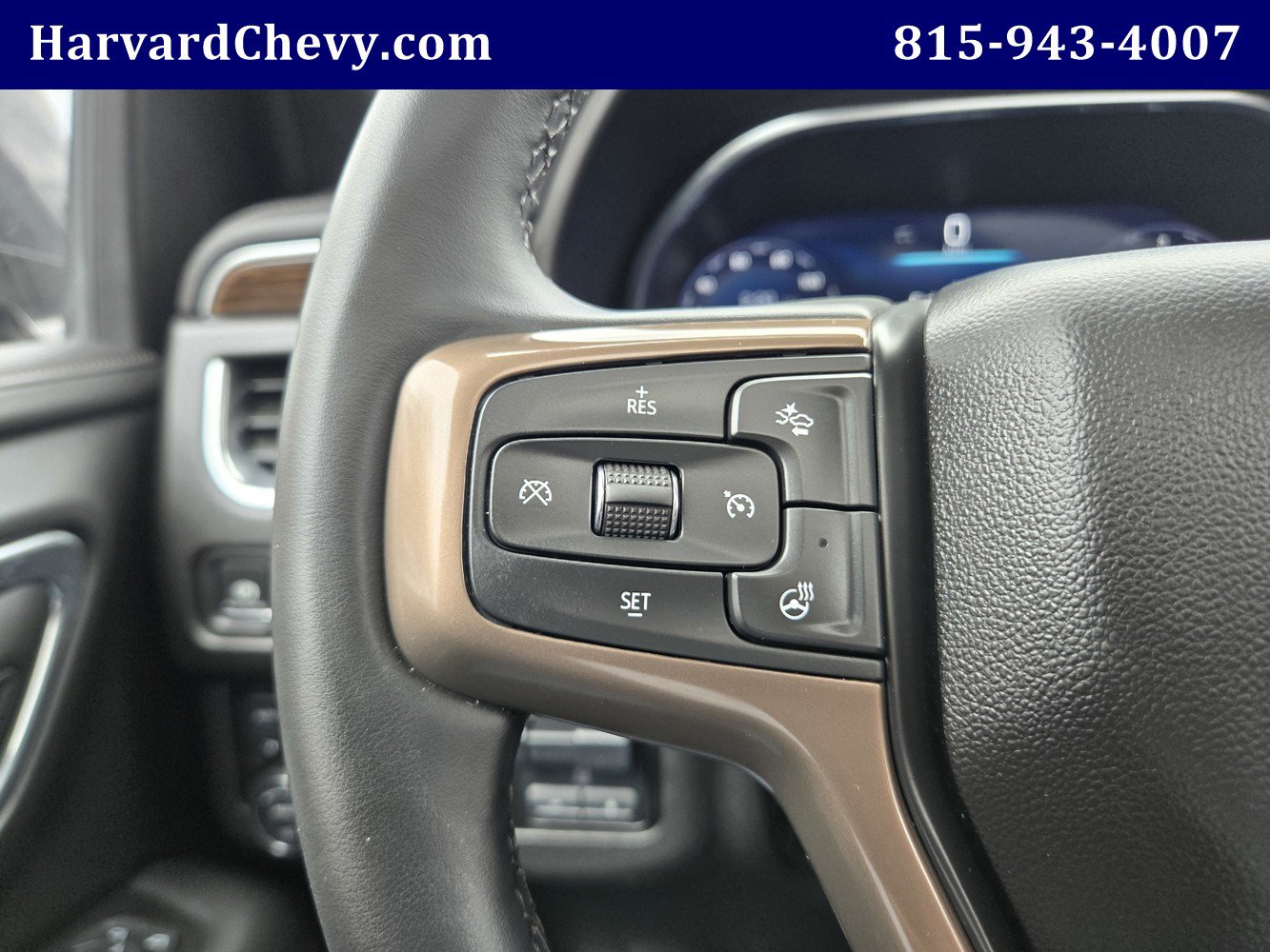 Certified 2024 Chevrolet Suburban High Country AWD/4WD image 17