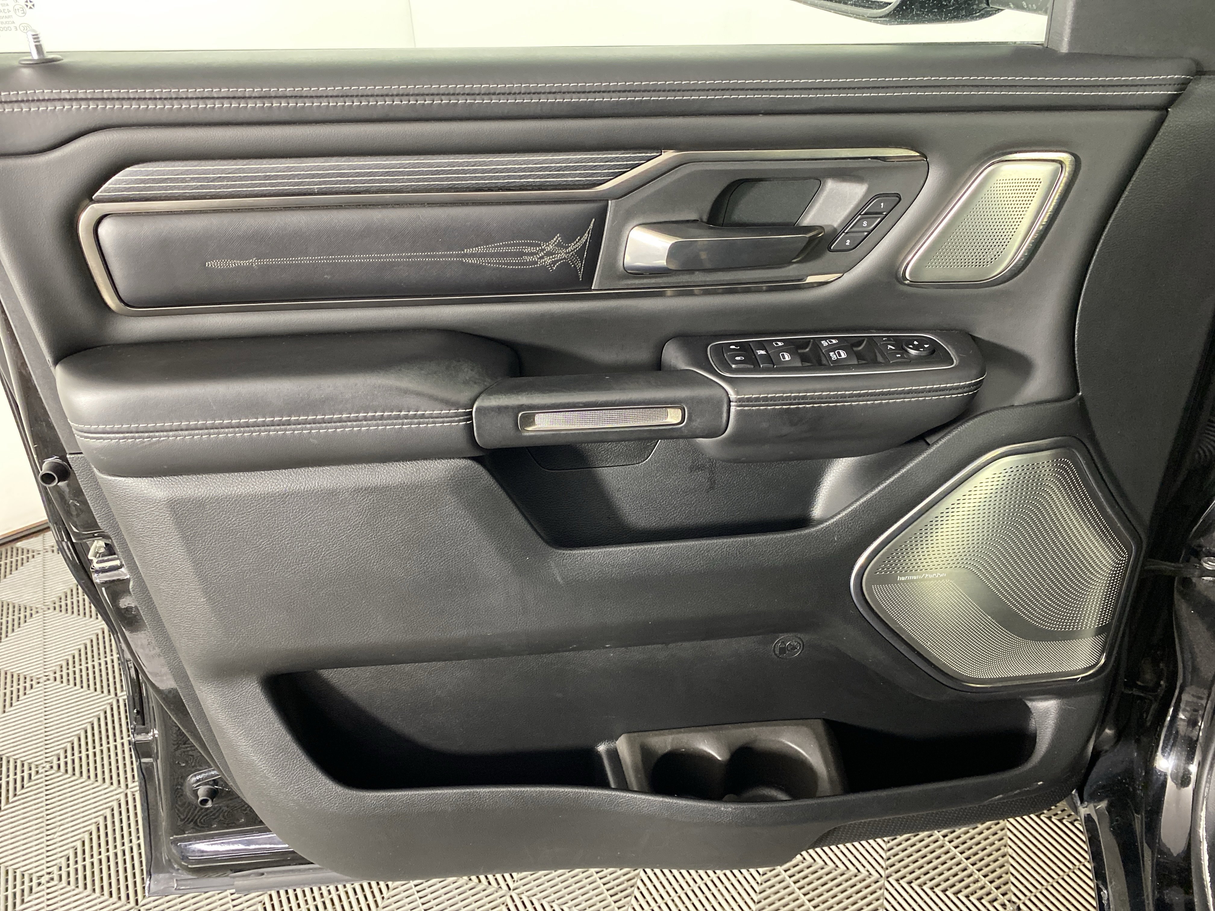 Used 2021 RAM 1500 Limited w/ Night Edition image 14