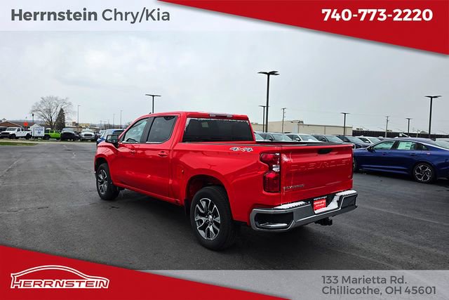 Used 2023 Chevrolet Silverado 1500 LT AWD/4WD image 5