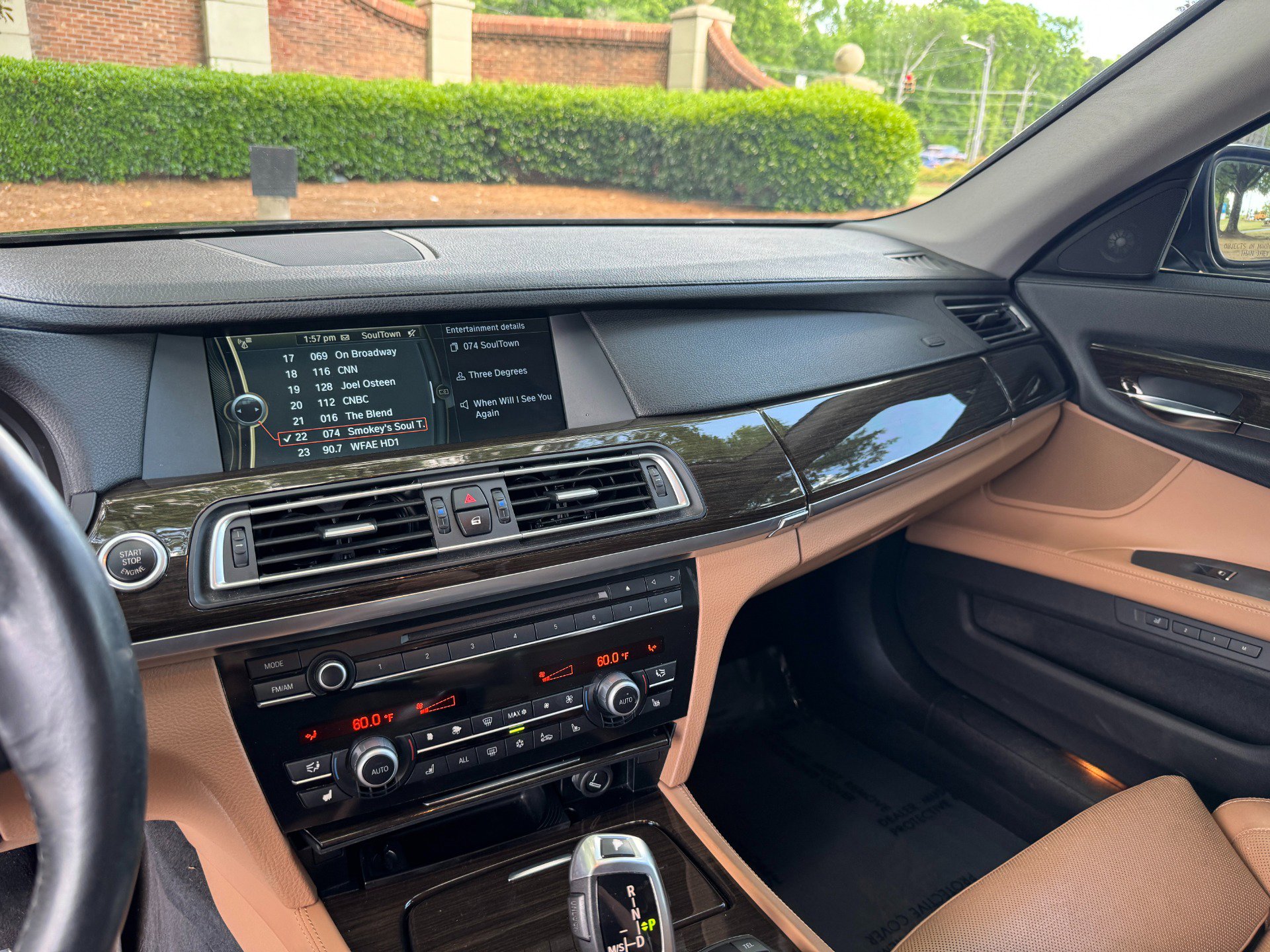 Used 2012 BMW 750Li image 30