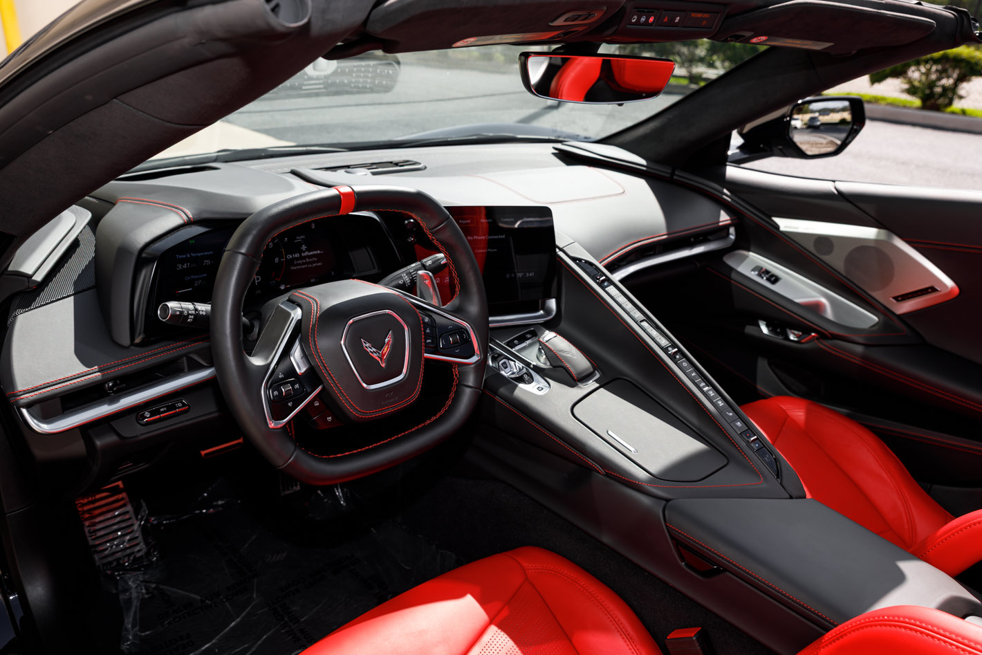 Used 2022 Chevrolet Corvette Stingray Premium Conv w/ Z51 Performance Package RWD image 31