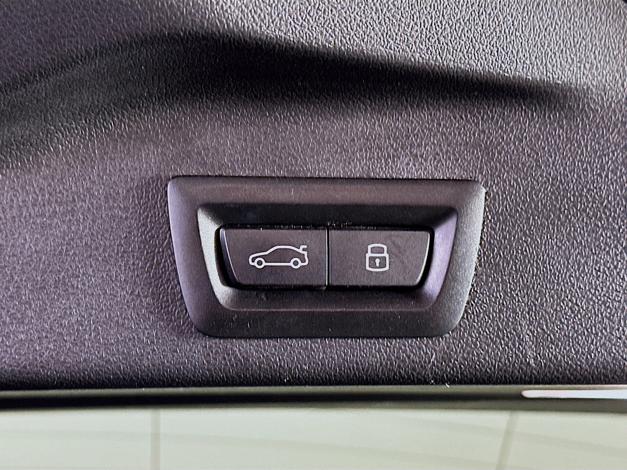 Used 2024 BMW X5 sDrive40i image 32