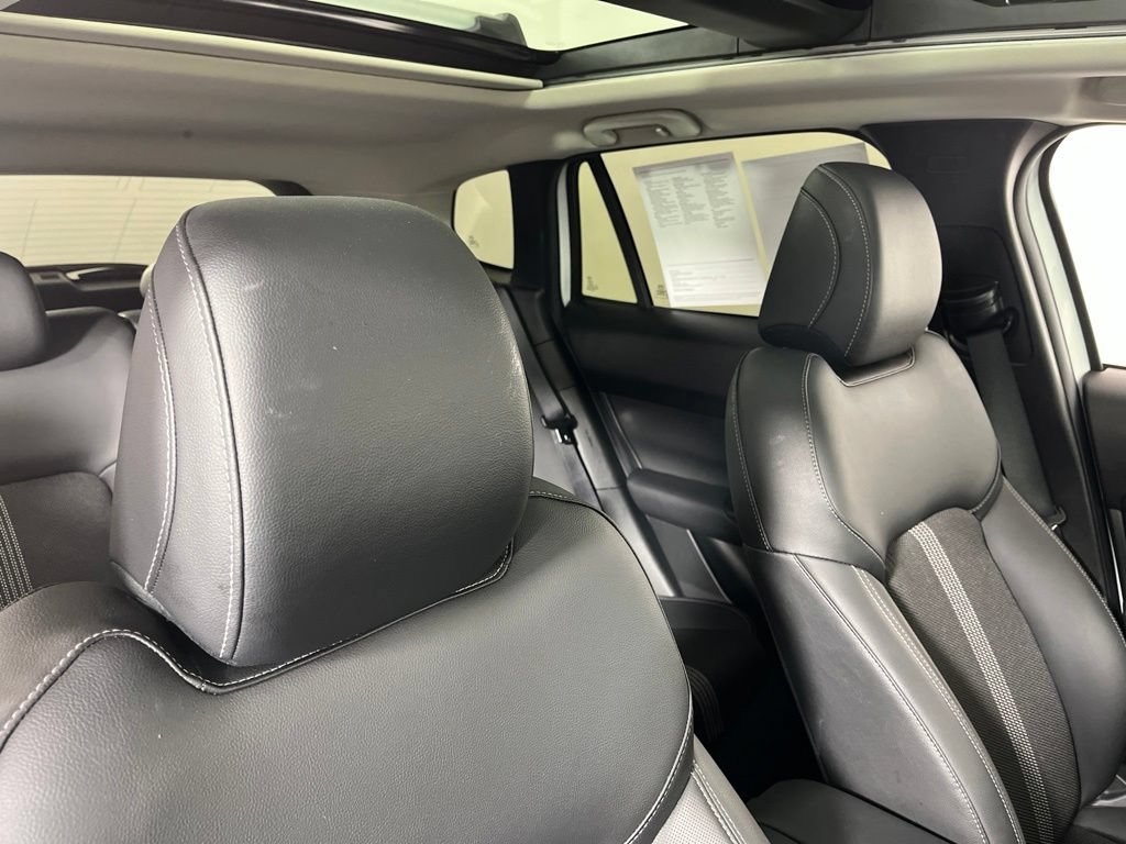 Used 2025 MAZDA CX-50 AWD 2.5 S w/ Premium Package image 5