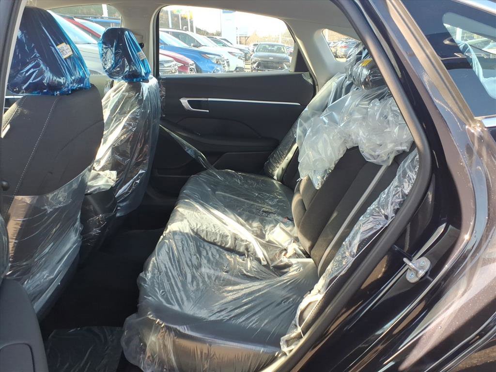 New 2026 Hyundai Sonata SEL FWD image 6