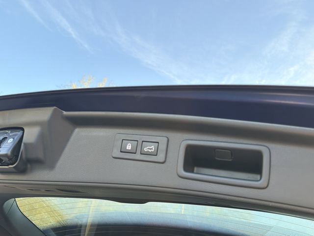 Used 2023 Subaru Forester Sport image 14