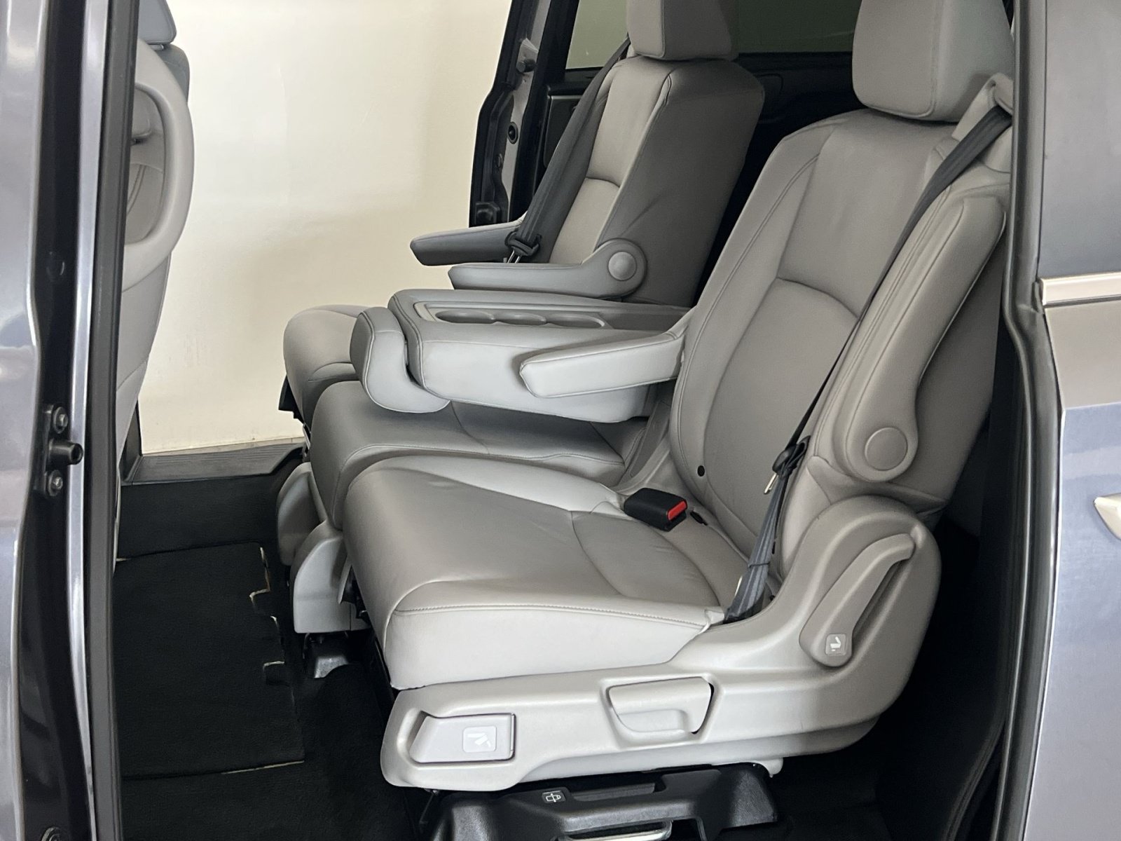 Used 2023 Honda Odyssey EX-L image 24