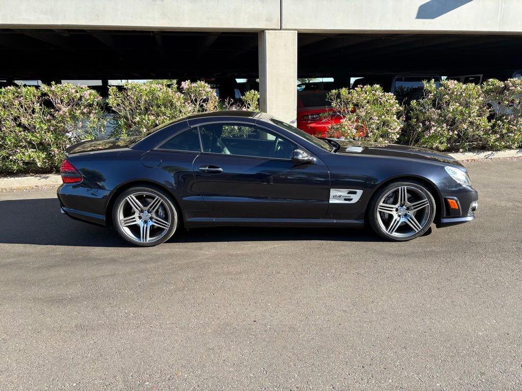 Used 2011 Mercedes-Benz SL 63 AMG image 6