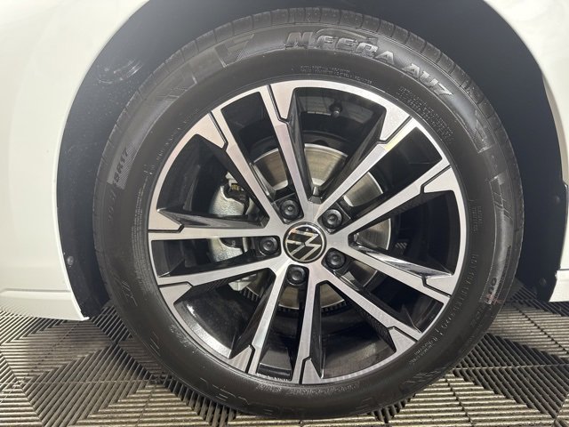 New 2025 Volkswagen Jetta Sport image 10