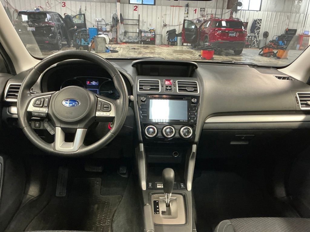 Used 2018 Subaru Forester 2.5i Premium AWD/4WD image 17