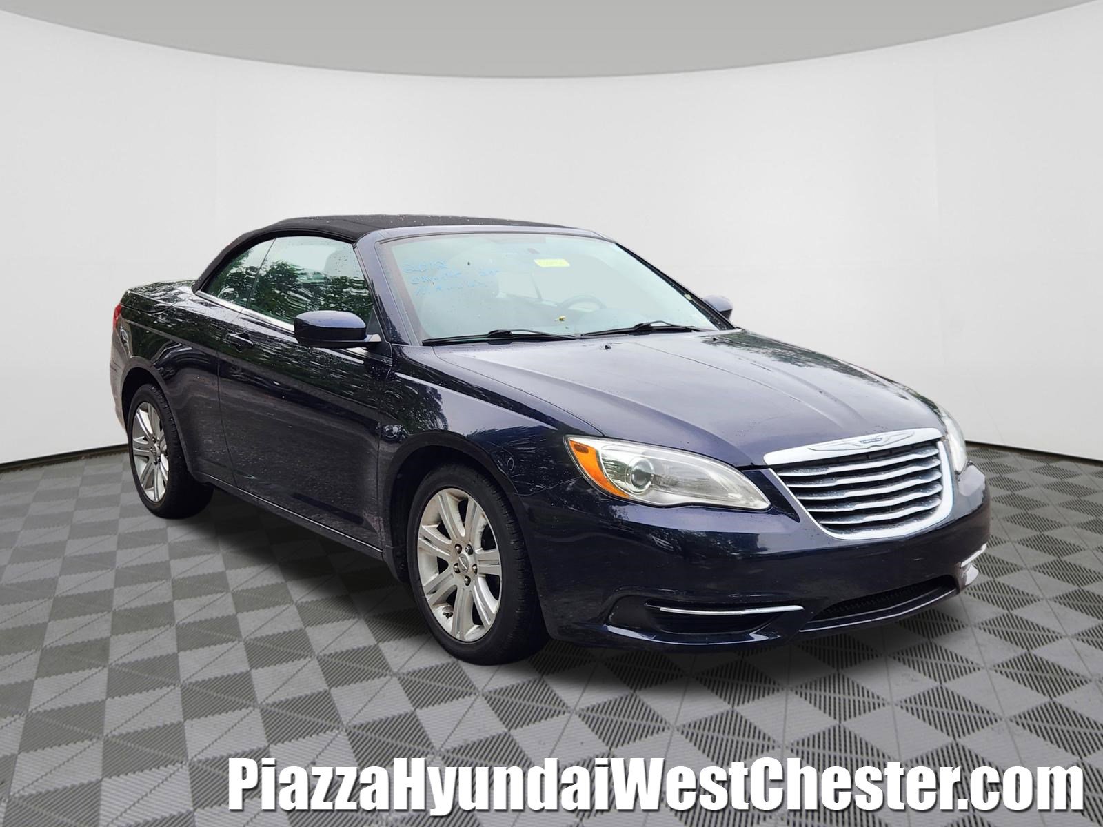 Used 2012 Chrysler 200 Touring FWD video 1