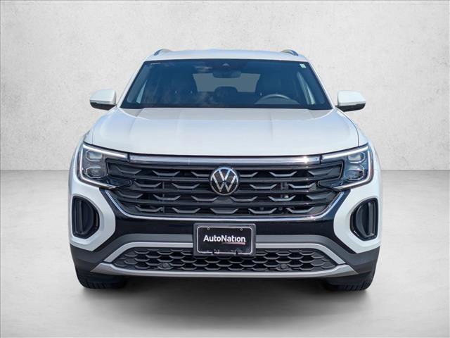 Used 2024 Volkswagen Atlas Cross Sport SE FWD video 2