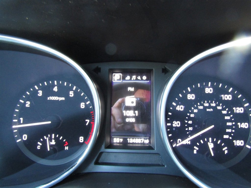 Used 2018 Hyundai Santa Fe Sport image 32