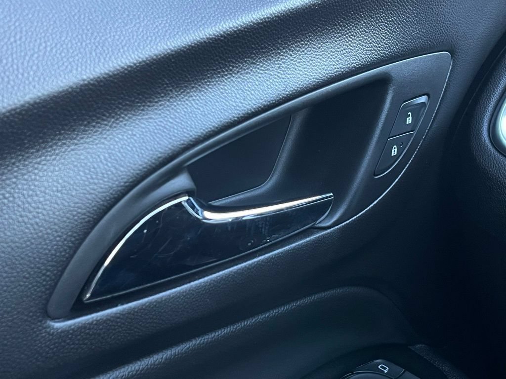 Used 2024 Chevrolet Equinox Premier AWD/4WD image 13