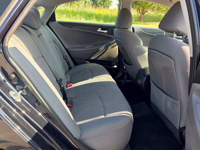 Used 2014 Hyundai Sonata GLS FWD image 14