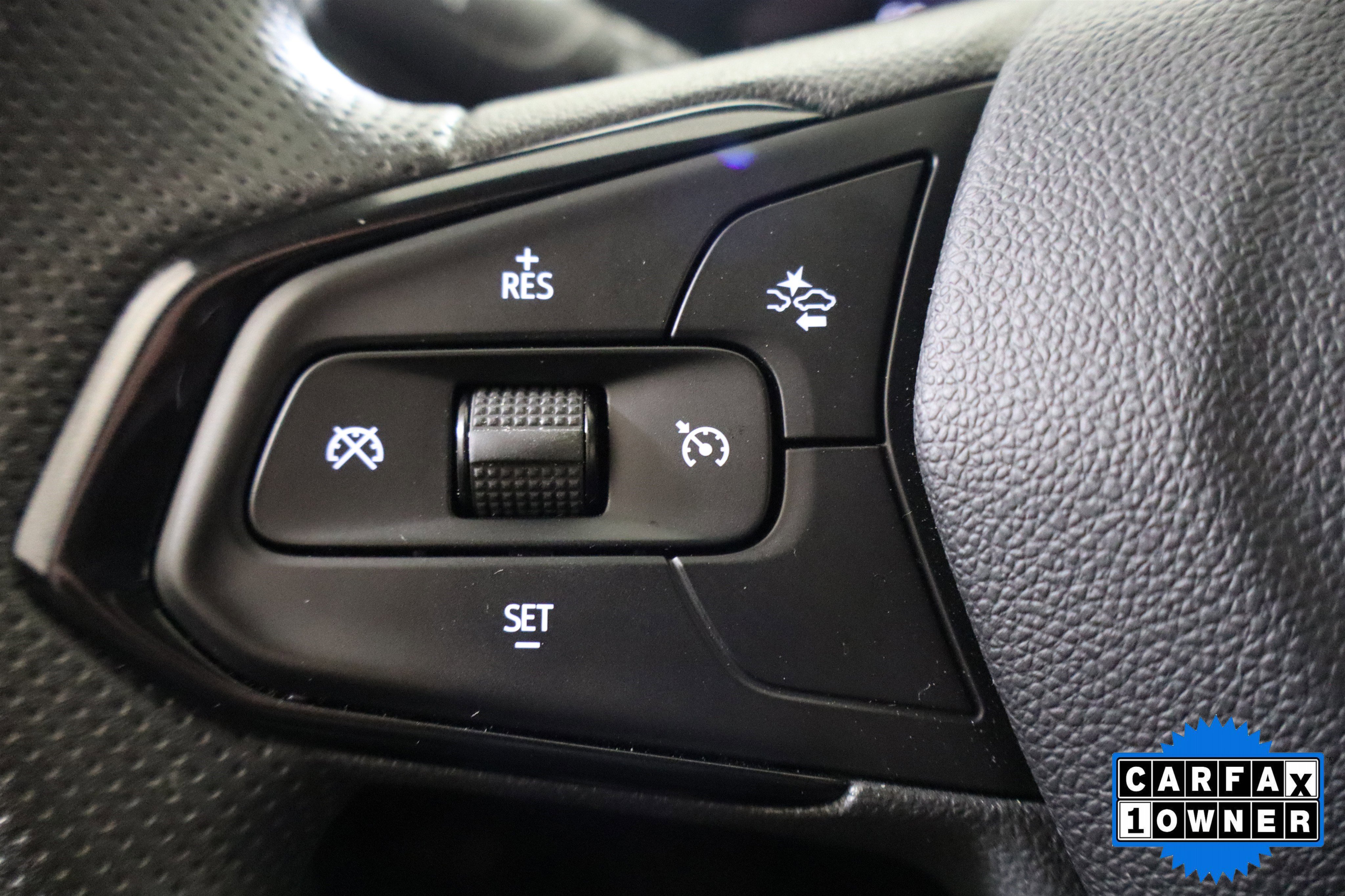 Used 2025 Chevrolet Trax LT image 28