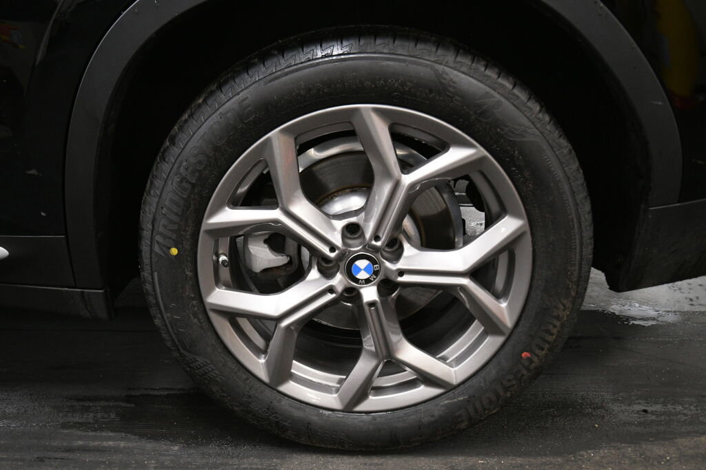 Used 2024 BMW X3 xDrive30i w/ Premium Package w/ZPA image 35